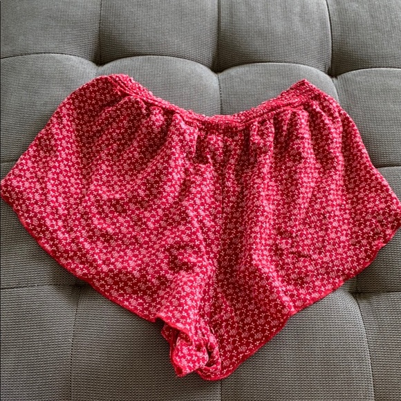 Brandy Melville short - red & white floral. - Picture 3 of 3